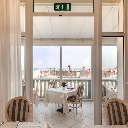 Hotel Baia Imperiale ريميني المظهر الخارجي الصورة