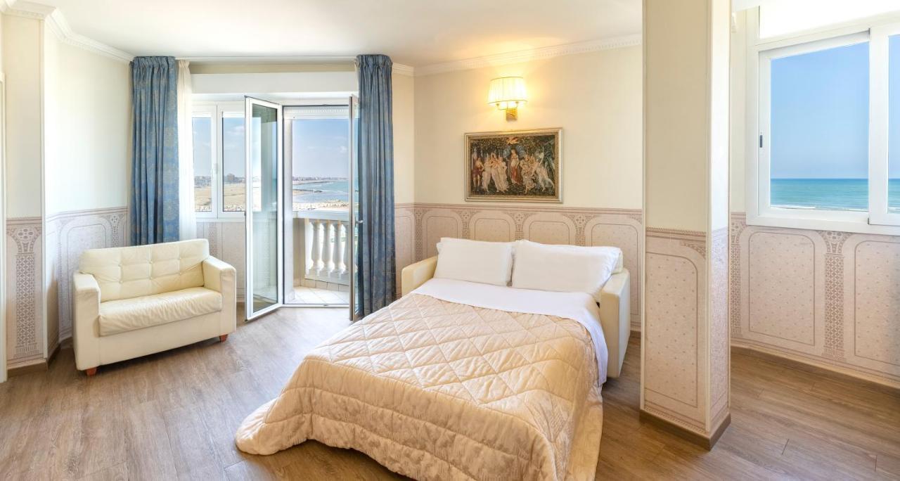 Hotel Baia Imperiale ريميني المظهر الخارجي الصورة