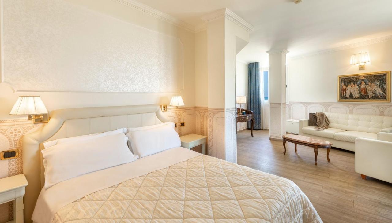 Hotel Baia Imperiale ريميني المظهر الخارجي الصورة