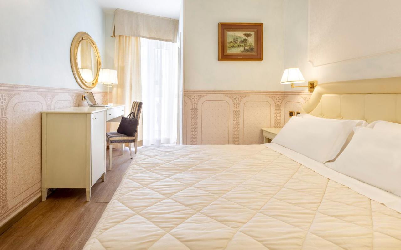 Hotel Baia Imperiale ريميني المظهر الخارجي الصورة