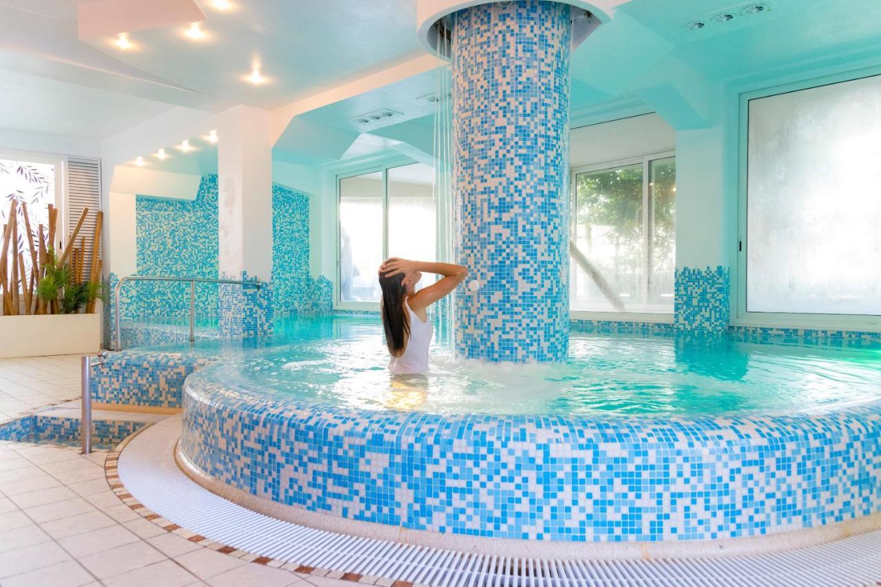 Hotel Baia Imperiale ريميني المظهر الخارجي الصورة