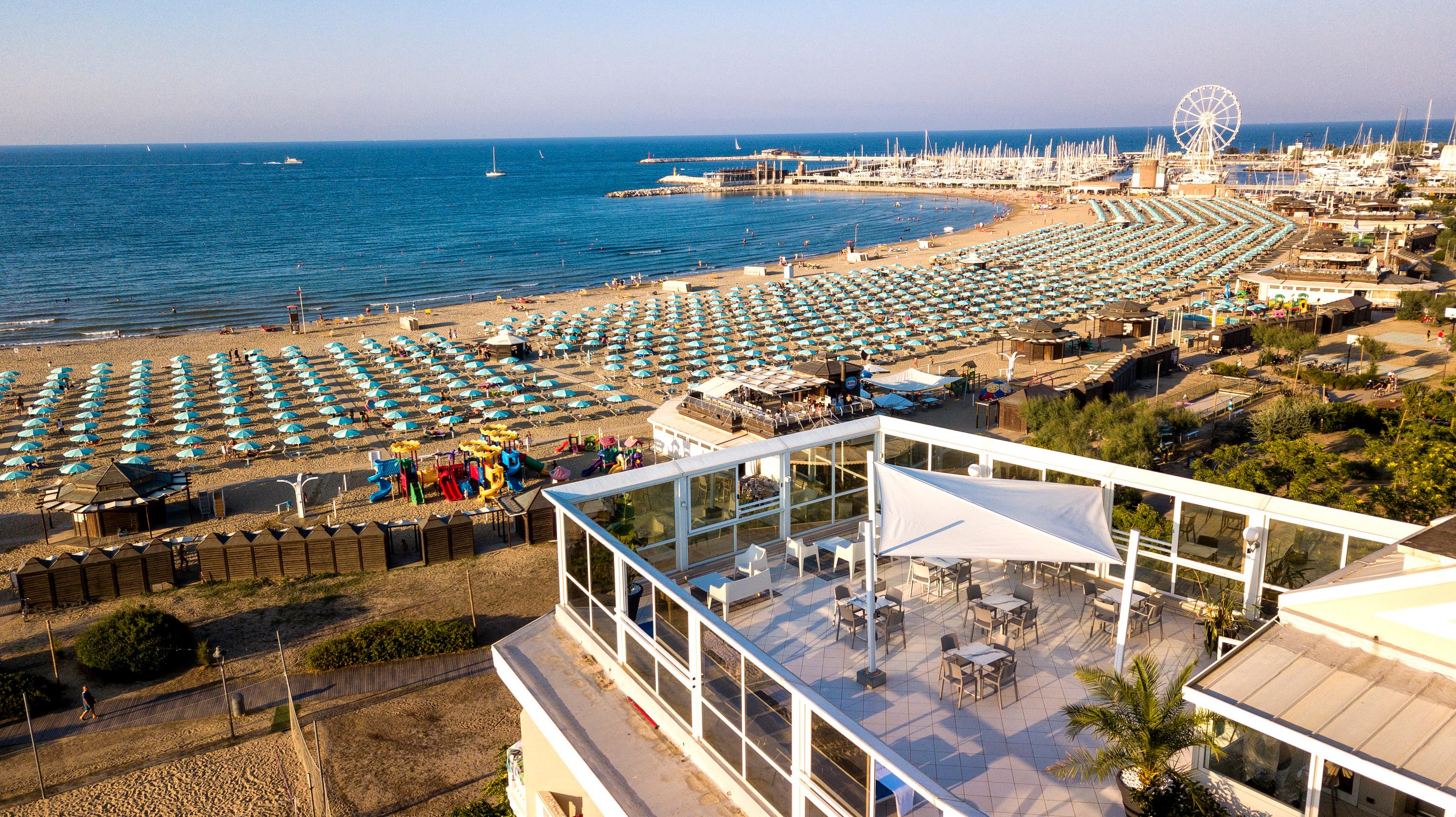 Hotel Baia Imperiale ريميني المظهر الخارجي الصورة