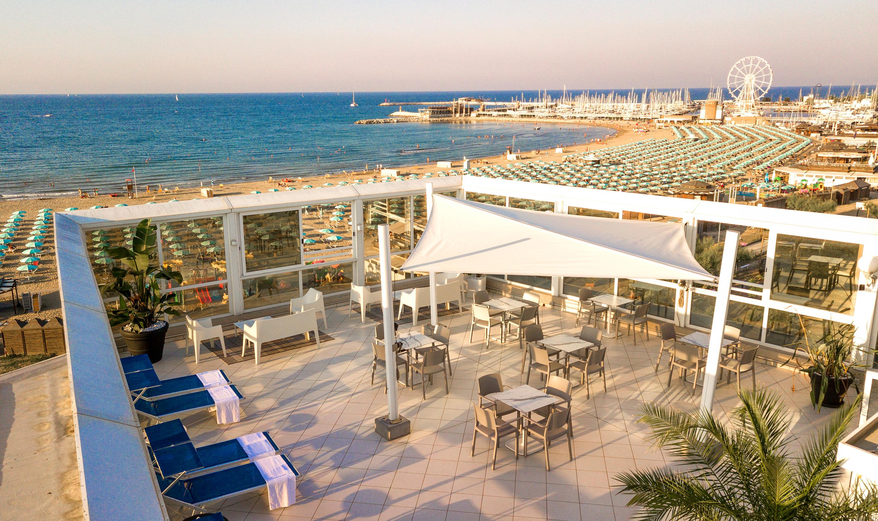 Hotel Baia Imperiale ريميني المظهر الخارجي الصورة