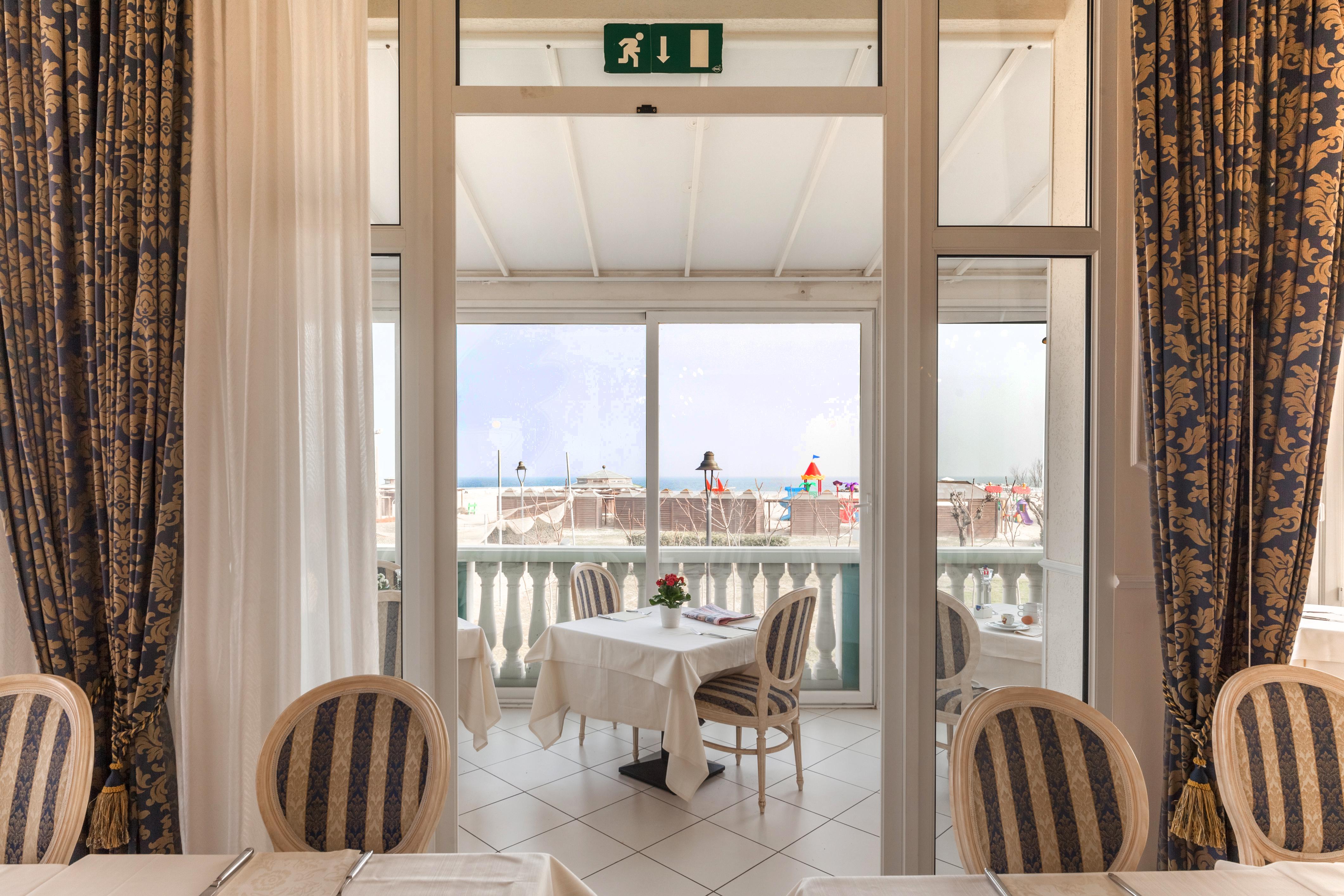 Hotel Baia Imperiale ريميني المظهر الخارجي الصورة